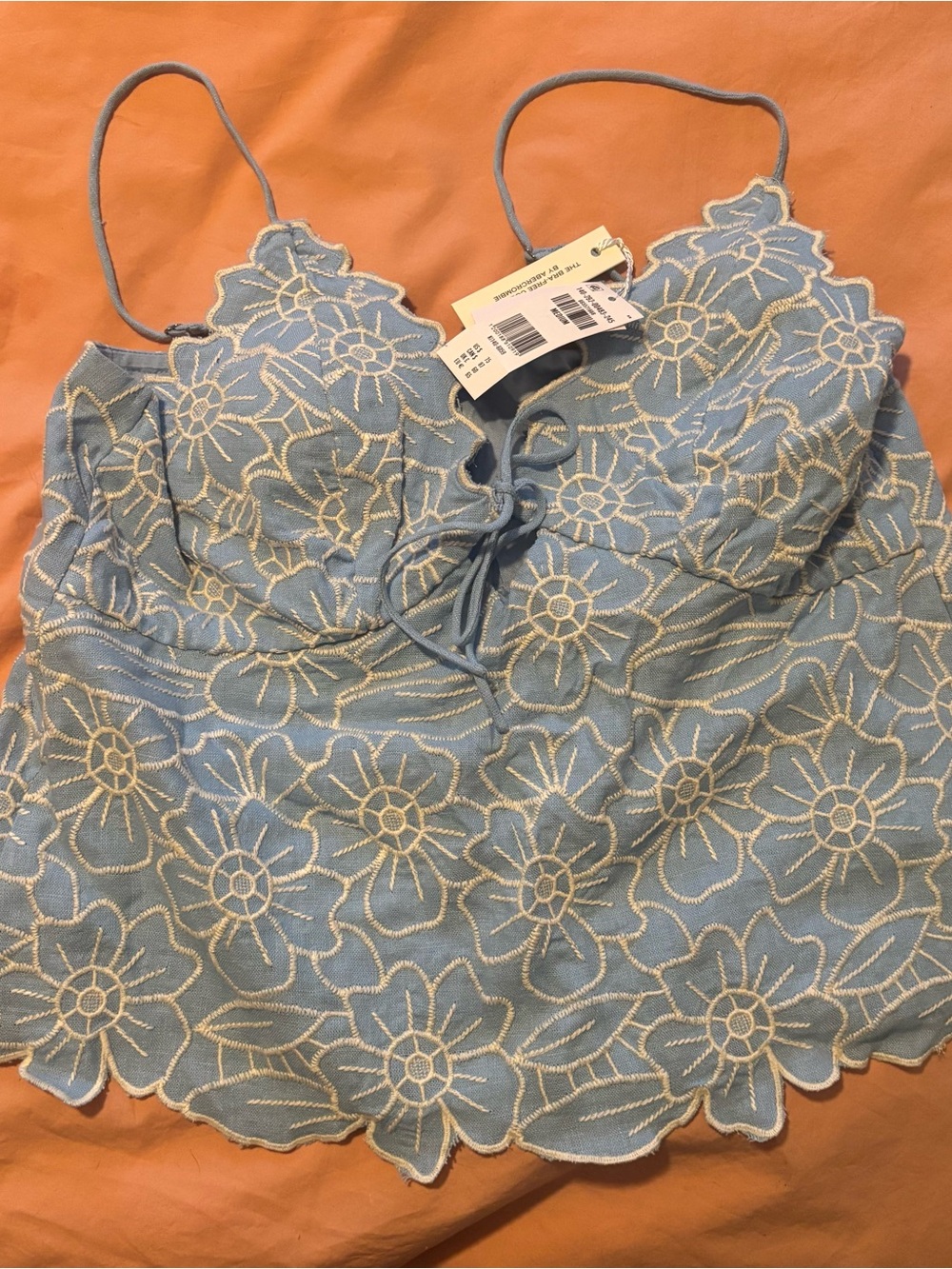 A&F Bella Bra-Free Linen-Blend Cami - Picture 3 of 4